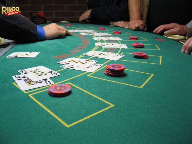 Bí Quyết Chiến Thắng Blackjack Rik88 Từ Cao Thủ