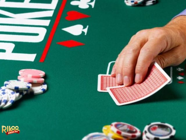 Luật Poker Rik88 cơ bản